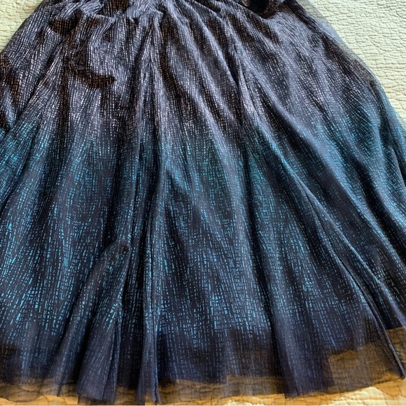 Coldwater Creek Gray-Blue Feminine Skirt * 16 - Picture 4 of 11